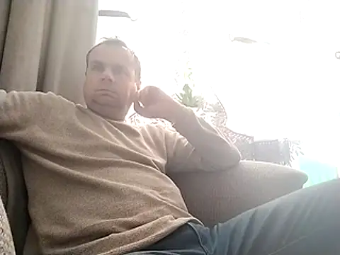 grzes19763 online show from November 4, 2025, 9:13 am