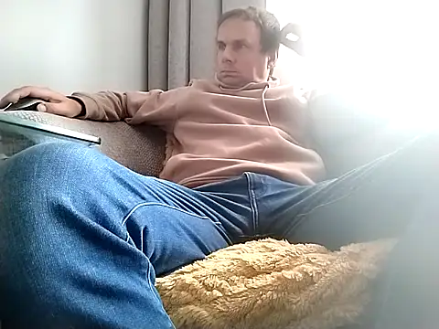 grzes19763 online show from September 12, 2025, 9:09 am