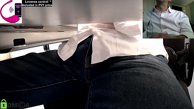 Snapshot of pliko chatting on March 3, 2025, 3:00 pm pliko online show from March 3, 2025, 3:00 pm