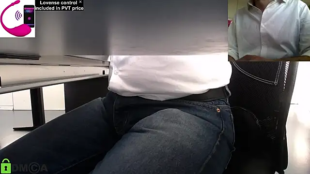 Snapshot of pliko chatting on March 7, 2025, 3:49 pm pliko online show from March 7, 2025, 3:49 pm