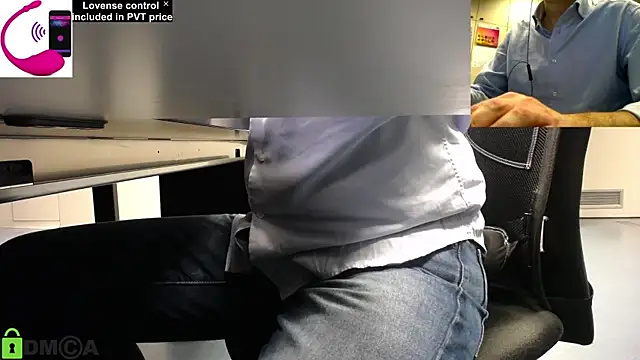 Snapshot of pliko chatting on February 3, 2025, 4:41 pm pliko online show from February 3, 2025, 4:41 pm