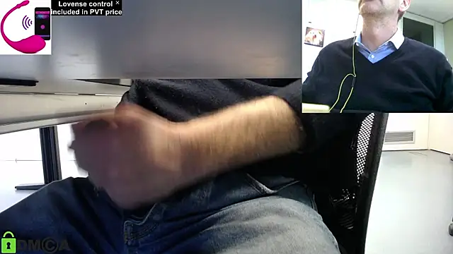 Snapshot of pliko chatting on November 10, 2025, 9:58 am pliko online show from November 10, 2025, 9:58 am