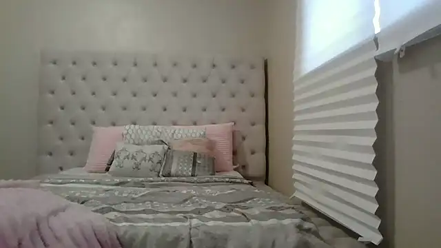 beautylovess online show from December 2, 2025, 2:30 pm