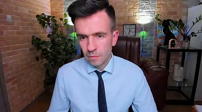 Snapshot of SteveTiger chatting on March 19, 2025, 4:24 pm SteveTiger online show from March 19, 2025, 4:24 pm