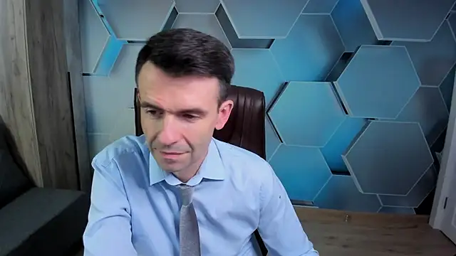 Snapshot of SteveTiger chatting on November 21, 2025, 10:47 am SteveTiger online show from November 21, 2025, 10:47 am