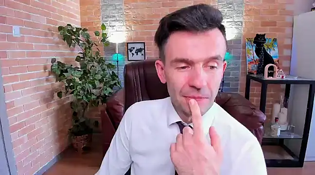 Snapshot of SteveTiger chatting on March 21, 2025, 12:50 pm SteveTiger online show from March 21, 2025, 12:50 pm