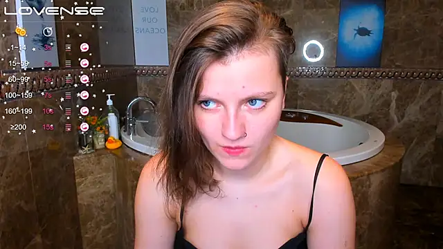 MelindaTin online show from March 21, 2025, 6:07 pm