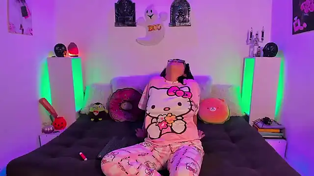 LillyCandy online show from October 20, 2025, 3:08 am