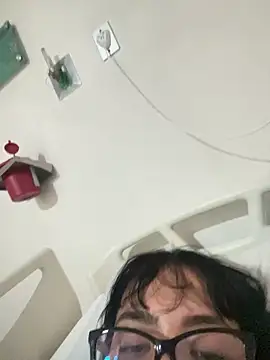 LillyCandy online show from October 12, 2025, 10:11 pm