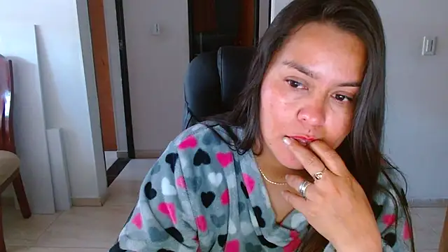 Ixchel Anaid online show from November 23, 2025, 3:00 pm