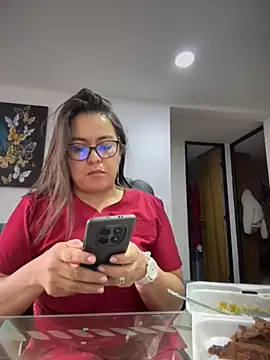 Snapshot of Ixchel_Anaid chatting on April 28, 2026, 6:34 pm Ixchel Anaid online show from April 28, 2026, 6:34 pm