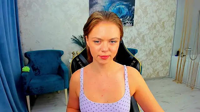 Snapshot of Strawberrye chatting on April 28, 2026, 3:22 am Strawberrye online show from April 28, 2026, 3:22 am