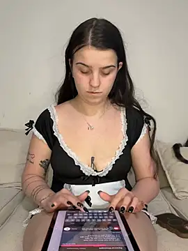 Snapshot of joeystaciee chatting on February 1, 2026, 3:49 am joeystaciee online show from February 1, 2026, 3:49 am