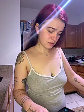 Snapshot of joeystaciee chatting on April 12, 2026, 3:37 pm joeystaciee online show from April 12, 2026, 3:37 pm