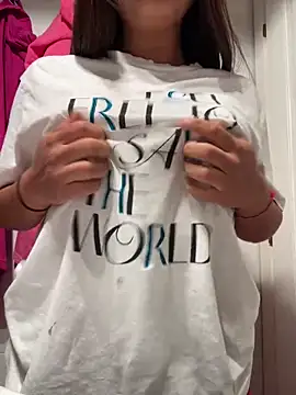 Aestheticsgirl online show from September 9, 2025, 9:13 pm