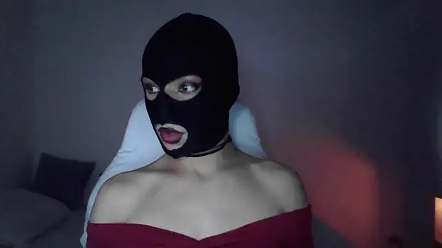 Bigfemblue online show from September 8, 2025, 10:42 pm