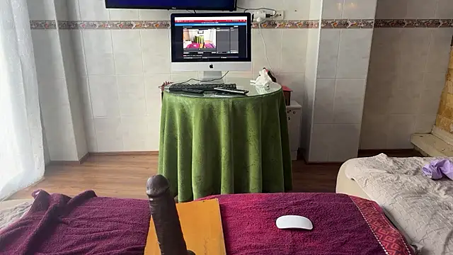 pinkgirls18 online show from December 22, 2024, 9:22 am