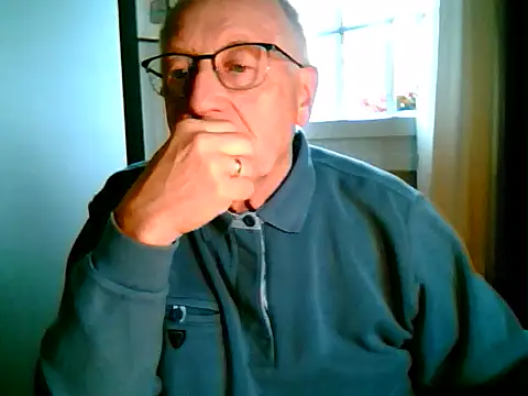 johnjohn622662 online show from September 26, 2025, 3:41 pm