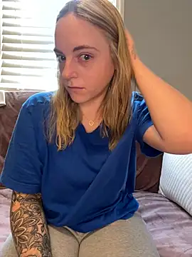 Snapshot of jaseyrae chatting on May 9, 2026, 2:42 pm jaseyrae online show from May 9, 2026, 2:42 pm