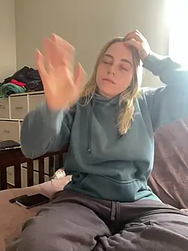 Snapshot of jaseyrae chatting on May 16, 2026, 1:21 pm jaseyrae online show from May 16, 2026, 1:21 pm