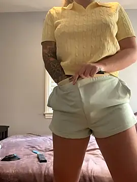 jaseyrae online show from September 9, 2025, 5:33 pm