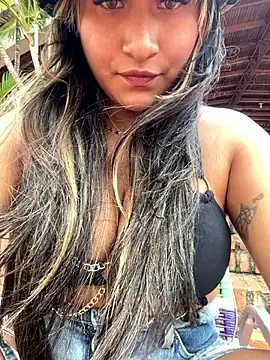 Rubyross21 online show from March 18, 2025, 9:10 pm