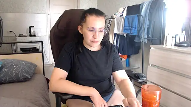 AnKey Rayah online show from July 12, 2026, 4:13 am