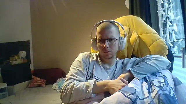 David250692 online show from November 25, 2025, 9:31 am