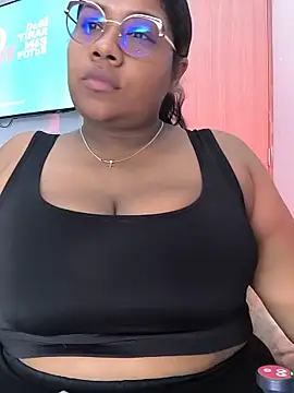 Snapshot of paola091 chatting on May 14, 2026, 9:23 pm paola091 online show from May 14, 2026, 9:23 pm