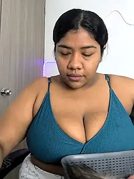 paola091 online show from October 14, 2025, 11:33 am