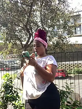 CurvyDesire1 online show from March 23, 2025, 7:53 am