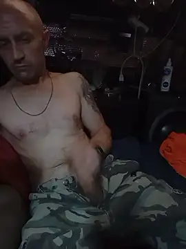 Dgp42o0o online show from November 14, 2025, 1:09 am