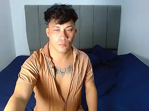 boyhot23x online show from July 18, 2026, 3:37 am