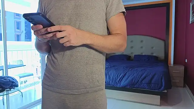 Marrymepls online show from June 3, 2026, 3:29 am