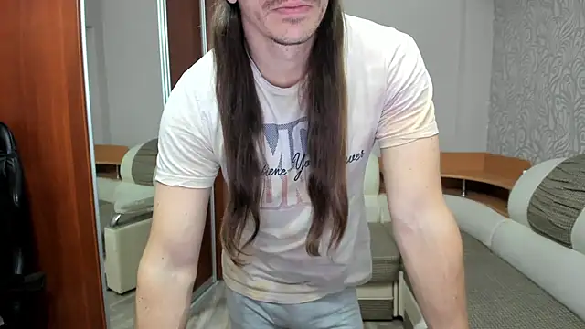 Snapshot of Marrymepls chatting on October 23, 2025, 9:24 pm Marrymepls online show from October 23, 2025, 9:24 pm