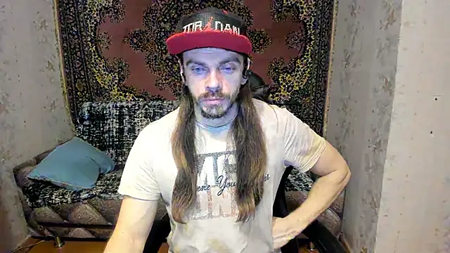 Snapshot of Marrymepls chatting on March 22, 2025, 8:59 pm Marrymepls online show from March 22, 2025, 8:59 pm