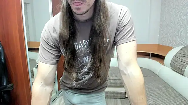 Snapshot of Marrymepls chatting on October 12, 2025, 5:25 pm Marrymepls online show from October 12, 2025, 5:25 pm