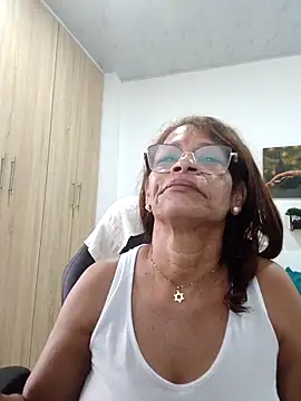 BustyMilf  online show from March 27, 2026, 12:50 pm