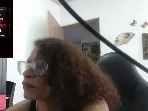 BustyMilf  online show from March 22, 2025, 6:36 pm