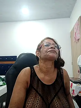 BustyMilf  online show from October 24, 2025, 1:10 pm