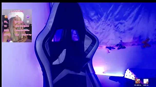 ninatiny online show from March 13, 2026, 11:26 am