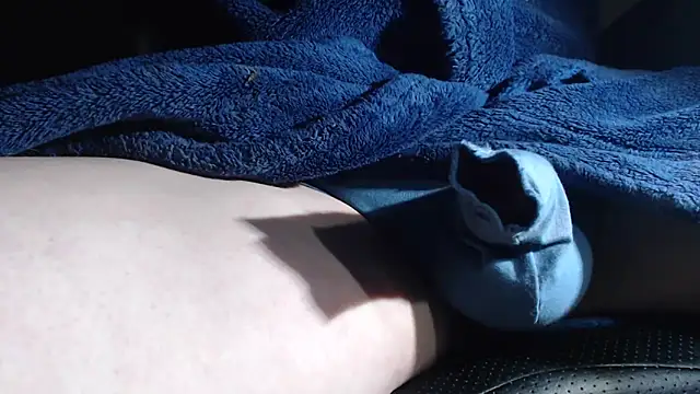 Snapshot of mobotix85 chatting on October 16, 2025, 5:10 pm mobotix85 online show from October 16, 2025, 5:10 pm