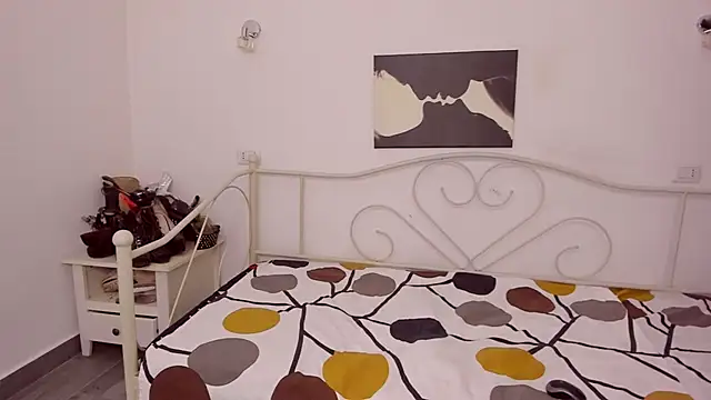 jessystarr online show from October 4, 2025, 12:50 pm