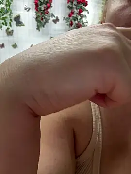 SabinaSweety online show from February 12, 2026, 3:34 pm