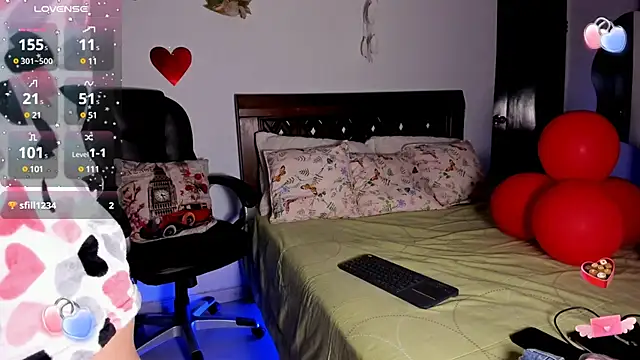 Ariella tits online show from February 17, 2025, 11:54 pm