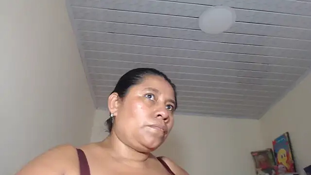 Snapshot of adrixxx38 chatting on October 16, 2025, 6:27 pm adrixxx38 online show from October 16, 2025, 6:27 pm