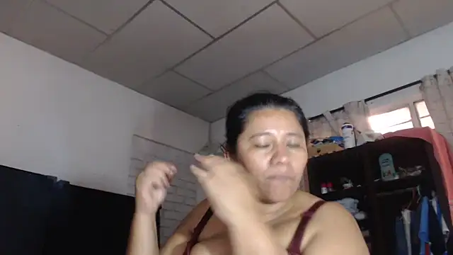 adrixxx38 online show from February 7, 2026, 9:23 pm