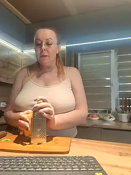 FreeMyFire online show from March 19, 2025, 4:36 am