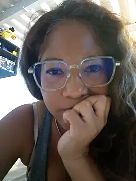 Snapshot of mila38 chatting on June 19, 2026, 3:29 pm mila38 online show from June 19, 2026, 3:29 pm