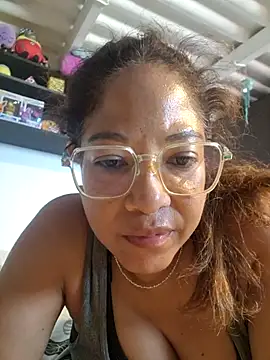 Snapshot of mila38 chatting on July 16, 2026, 4:48 pm mila38 online show from July 16, 2026, 4:48 pm